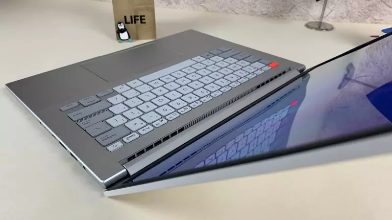 ASUS Vivobook Pro 14X OLED (M7400QE) Система охолодження ASUS IceCool Plus