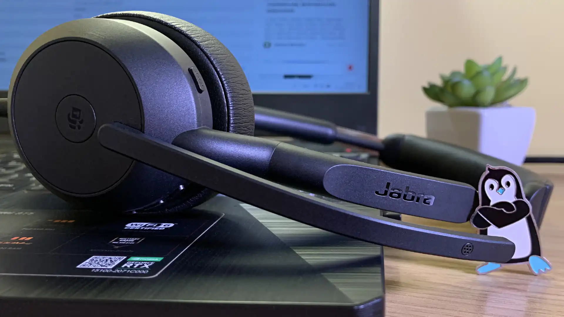Jabra Evolve2 50: огляд професійної дротової гарнітури