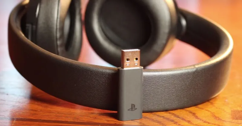 Слушалки за PlayStation 4, които се свързват чрез USB