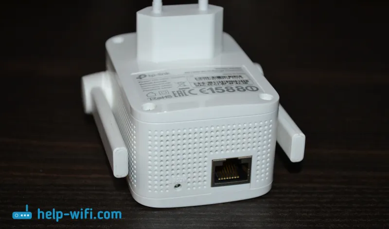 TP-Link RE305: ретрансляція з Ethernet портом